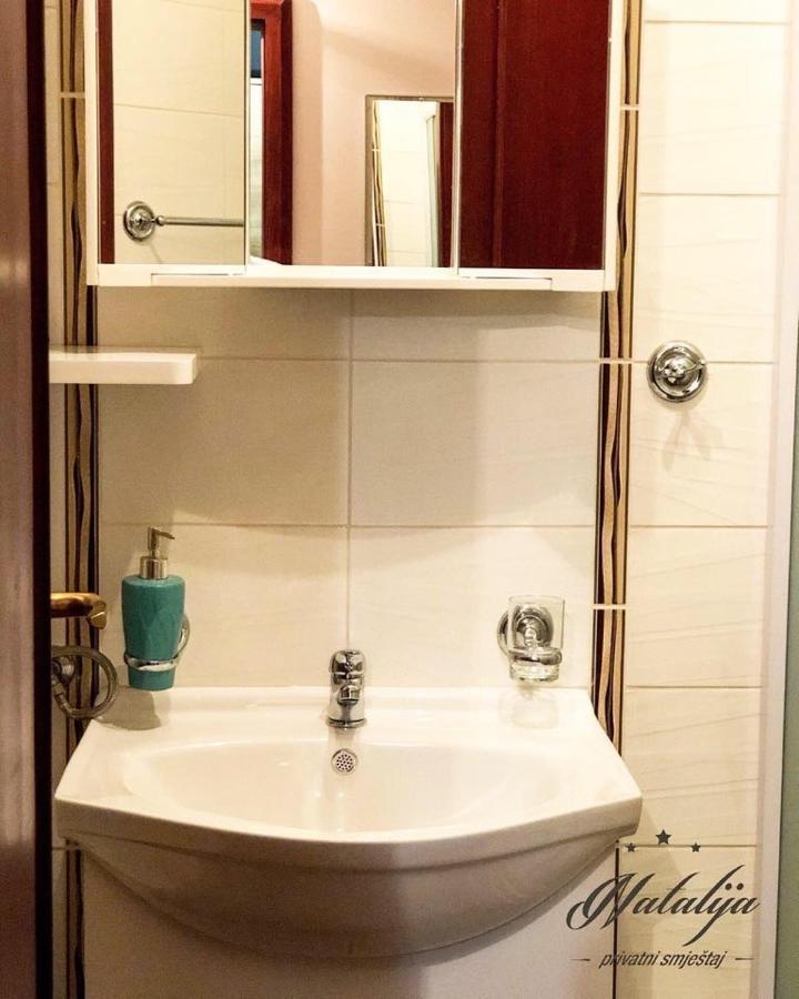 Hotel Smjestaj Natalija à Osijek Extérieur photo
