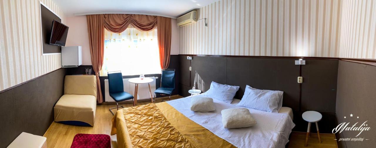 Hotel Smjestaj Natalija à Osijek Extérieur photo